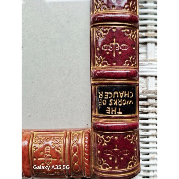 Vintage Book-Themed Resin Picture Frame 5x7 With Detailed Design & Easel Back - Picture 2 of 4